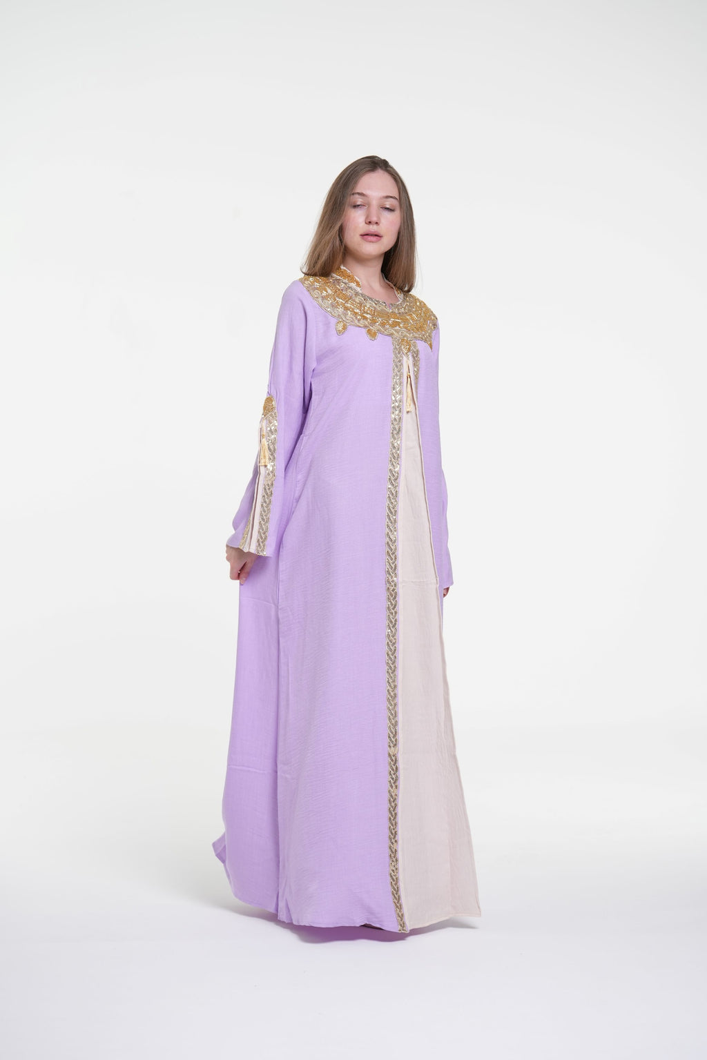 Embroidered Jalabiya with Handcrafted Details