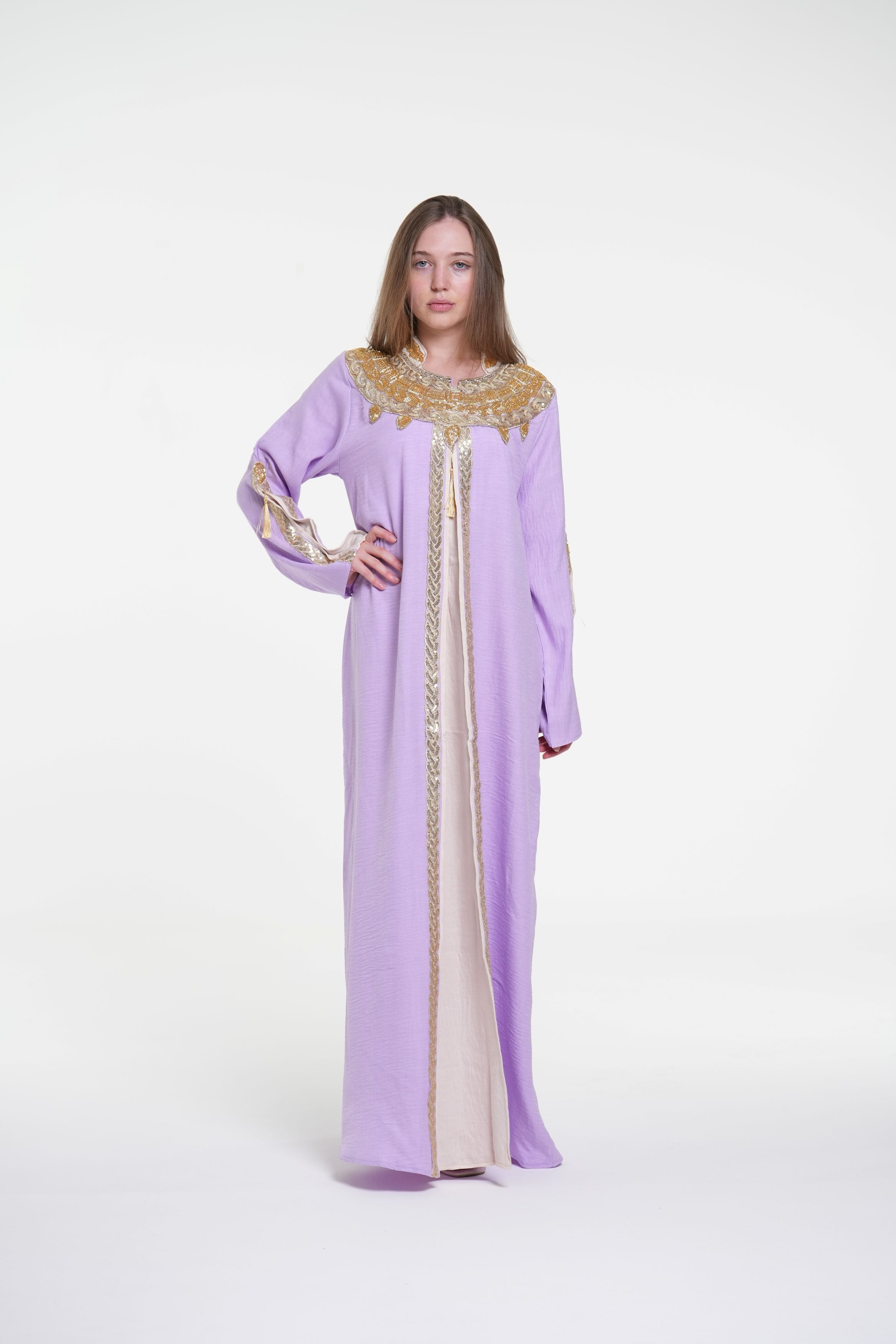 Embroidered Jalabiya with Handcrafted Details