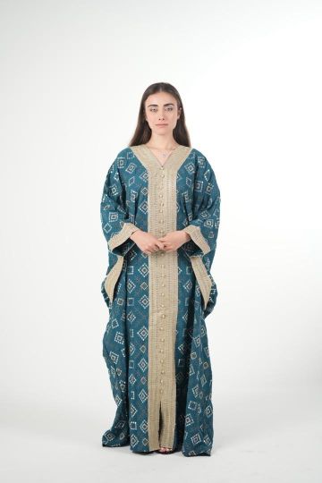 Elegant Embroidered Linen Jalabiya