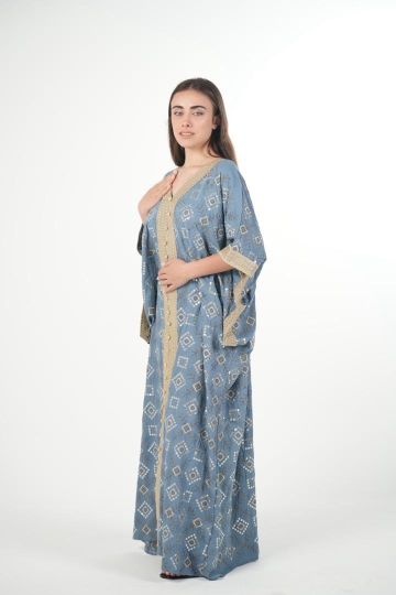 Elegant Embroidered Linen Jalabiya
