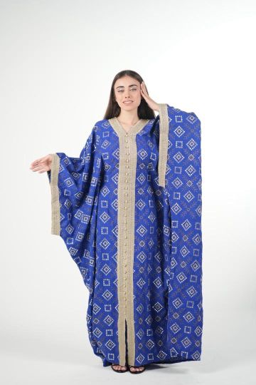 Elegant Embroidered Linen Jalabiya