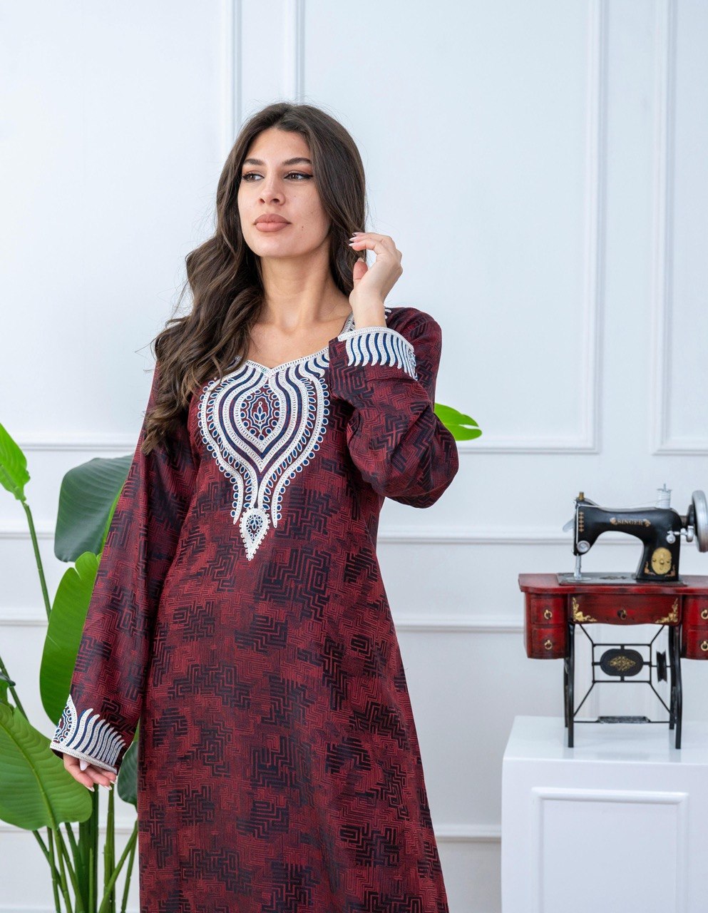 Mukhawar Embroidery Jalabiya