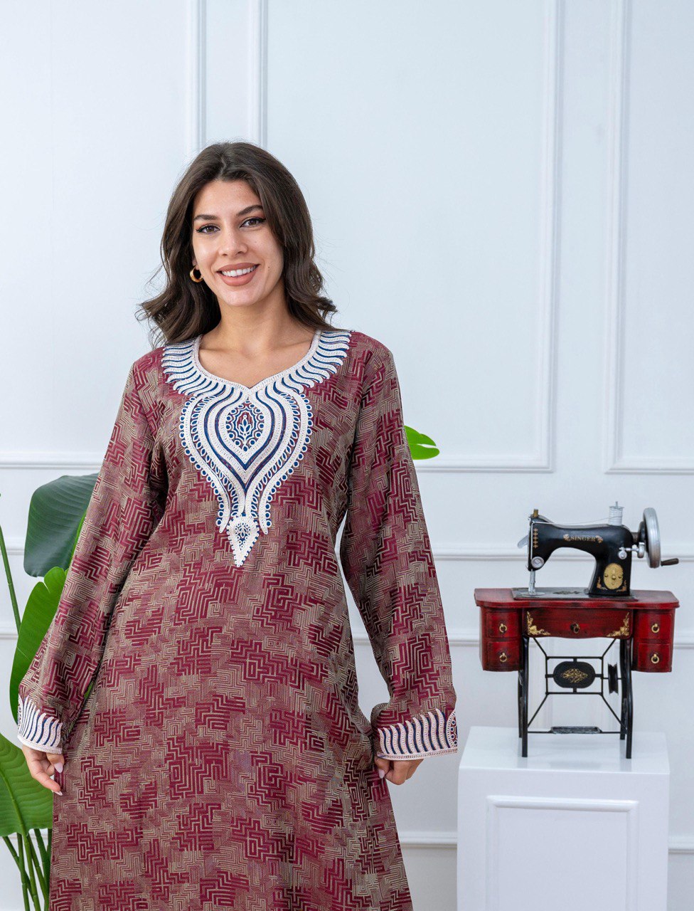 Mukhawar Embroidery Jalabiya